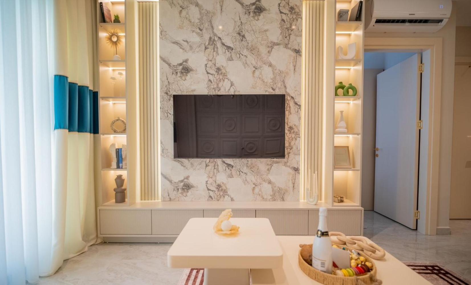 Daire Luxury In The Center Of 100m To The Sea *