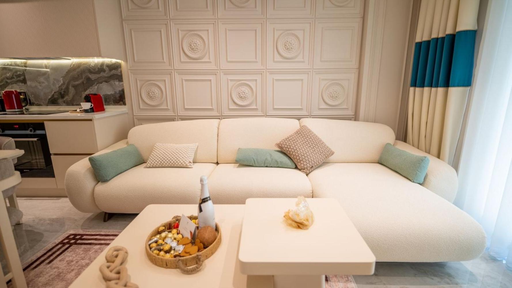 Luxury In The Center Of 100m To The Sea Alanya